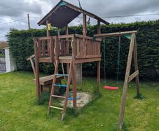 Jungle Gym Chalet + Swing + Mini Market
