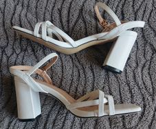 White Sandals  Size 7