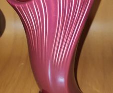 Sylvac Art Deco burgundy vase 2281