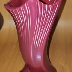 Sylvac Art Deco burgundy vase 2281