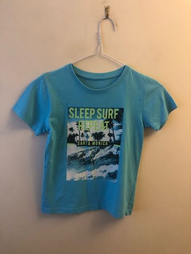 Surf t-shirt (age 7-8)