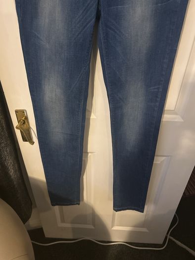 New villa jeans RRP E60