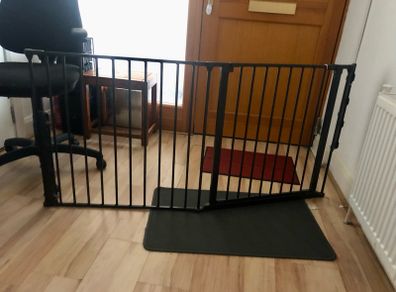 baby safety gate