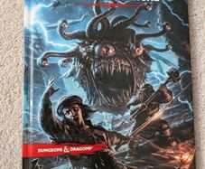 2014 D&D 5e Monster Manual in excellent conditions