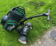 Golf bag and motocaddy