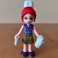 Lego Friends Mia, Animal Rescue Nurse