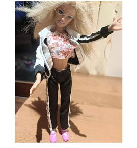 Barbie doll 1998