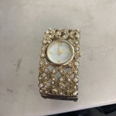 Girls watch