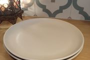 2 Large Plates from IKEA (32.5cm)