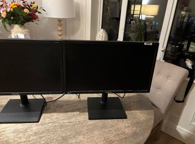 Samsung Monitors