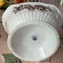 Vintage Royal Tara fine bone china basket in great condition no chips Image 2