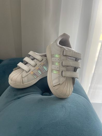 Adidas girl shoes size uk 5