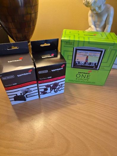 tomtom One Europe Bundle, BNIB, AV