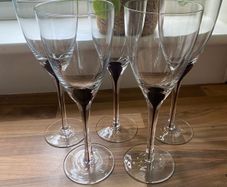 wine glasses