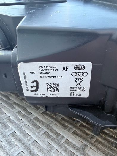 Audi A3 8V Left-Hand Bi-Xenon / LED D3S Headlight, Part No: 8V0.941.005.D / Hella 1LL 010 740-29)