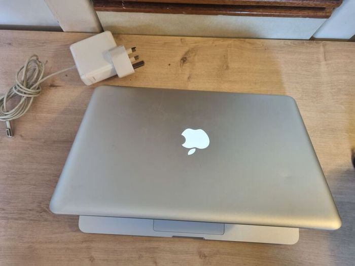 Macbook