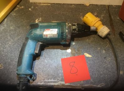 Makita screw gun 68254