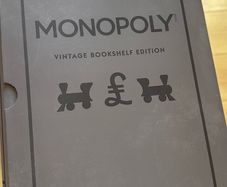 Monopoly Vintage Bookshelf Edition