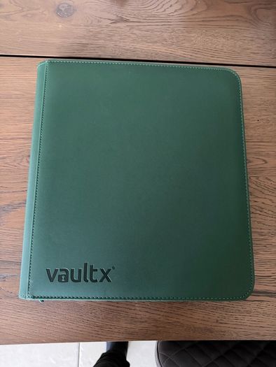 VaultX Binder EXO-TEC Green 624 Cards