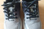 Kids trainers