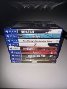 8 PS4 Games + 1 PS5 Game