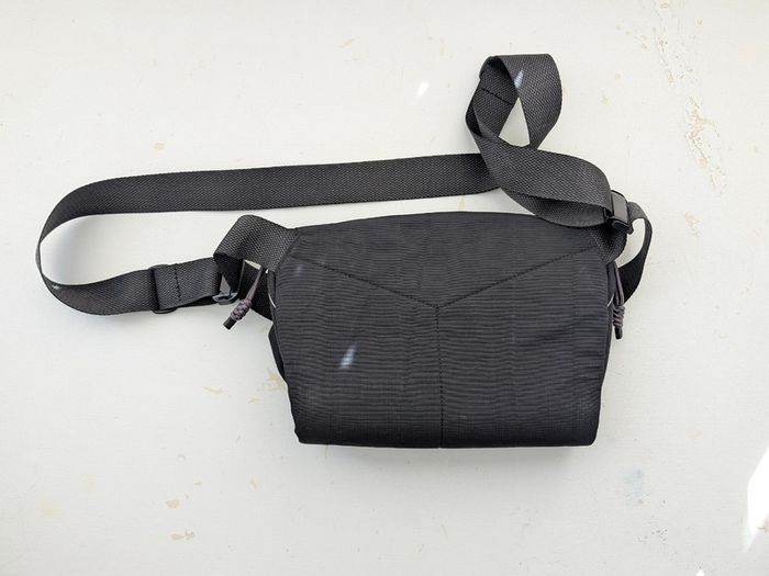 Bellroy Venture Sling 6L - Midnight, like new!