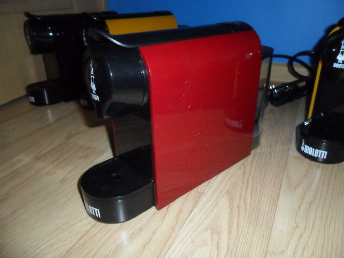 Bialetti CF90 Capsule Express Coffee Machine