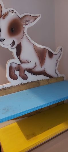 kids book shelf