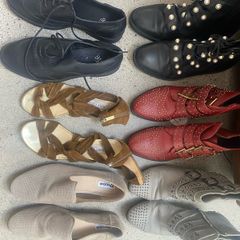 Women's shoes size 4