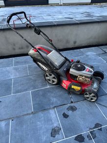 Lawnmower