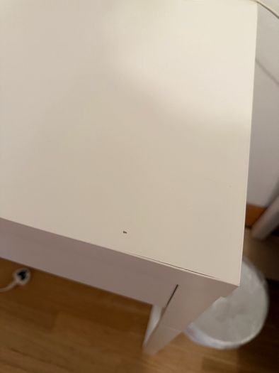 Micke Desk