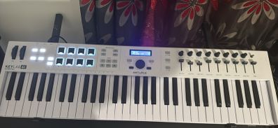 arturia key lab 61 midi keyboard