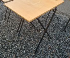 18 x foldaway exam tables
