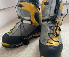 La Sportiva Spantik B3 Mountaineering Boots