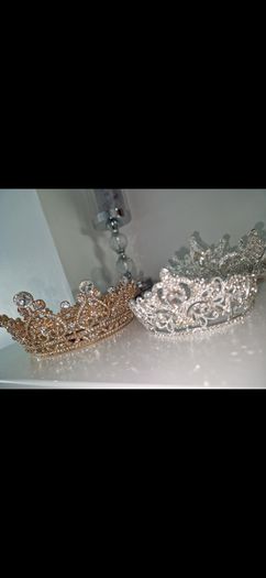 tiara