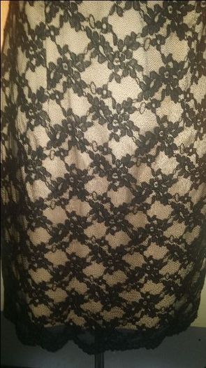 Awear midi pencil Black/cream sleveless lace dress size UK14 EUR42 Postage included