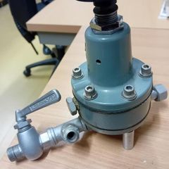 NULLMATIC Moore 40-200 Pressure Regulator 1/4 in NPT