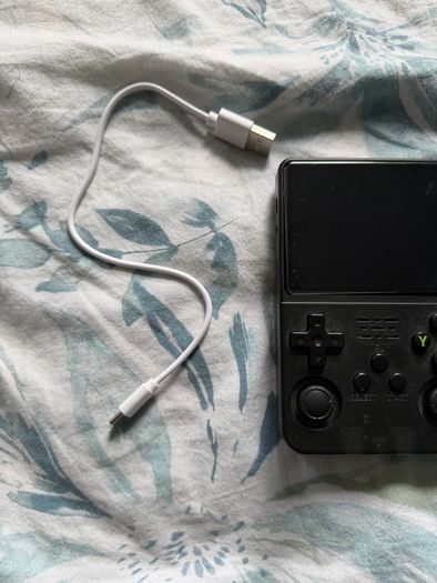 R36S Handheld Game Console
