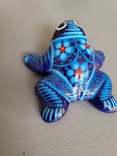 Frog ornament