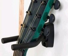 Guitar holder