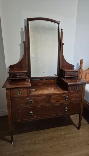 Free Bedroom Dresser