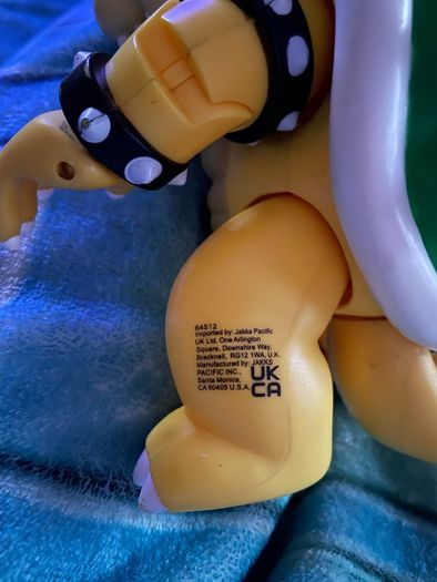 Bowser - Super Mario Collectible Figure 7"