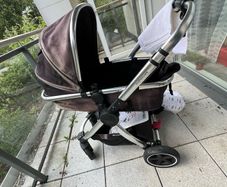 baby stroller