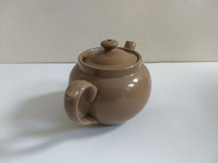 Stylish Small Teapot by Dudson Vitrified Stoneware, Hanley, England, Holds 300 ml, Half a Pint, A Lovely Utility Ware Piece