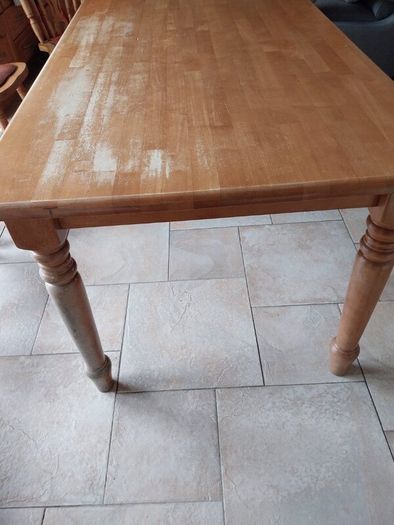 Kitchen table