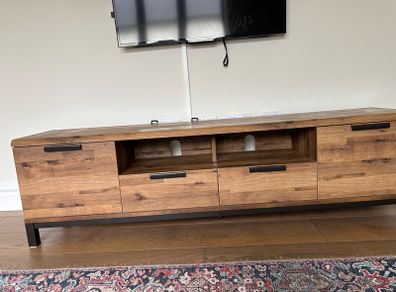 Oak TV unit & matching coffee table