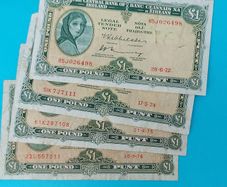 Irish 4 X 1970's  Lavery One Pound banknots in Fine  condition