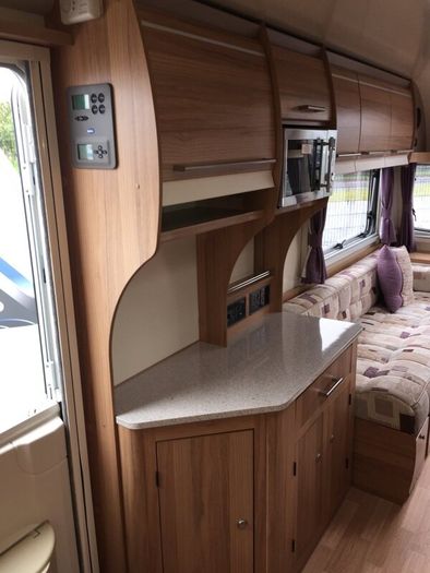 Bailey Unicorn Caravan