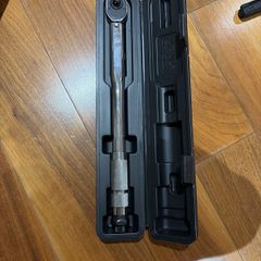1/2 Inch Drive Click Torque Wrench, 20-150 ft.-lb, 27.1-203.5 Nm