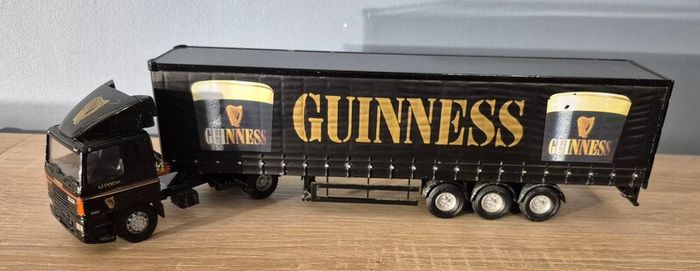Corgi Guinness 1/50 Trucks